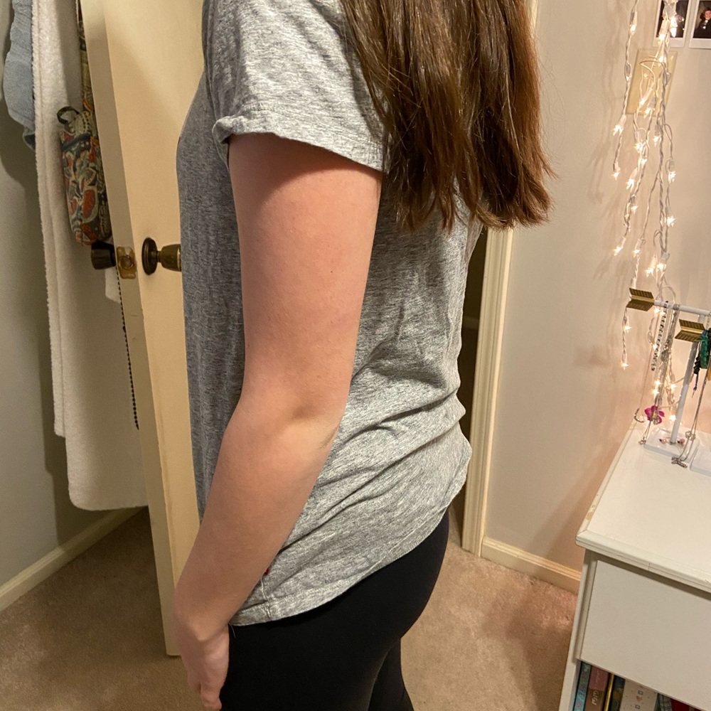 Levi’s tee - Picture 2 of 2